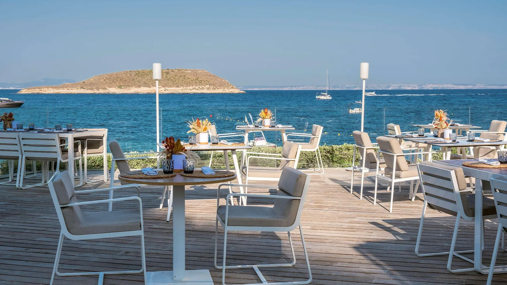 מגאלוף Melia Calvia Beach