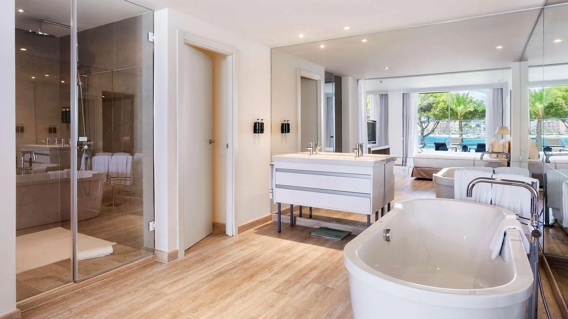 Melia Calvia Beach Magaluf  Hotel