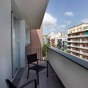 Fisa Rentals Les Corts Apartman Barcelona