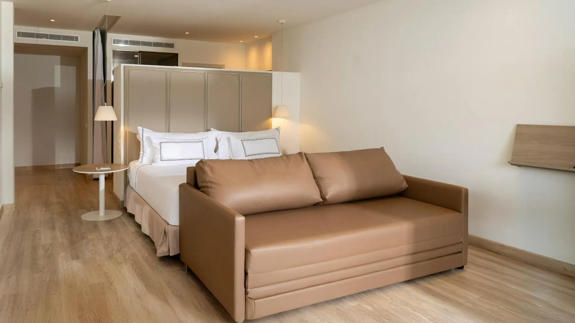 Meliá Calviá Beach Magaluf  Hotel Magaluf (Mallorca)